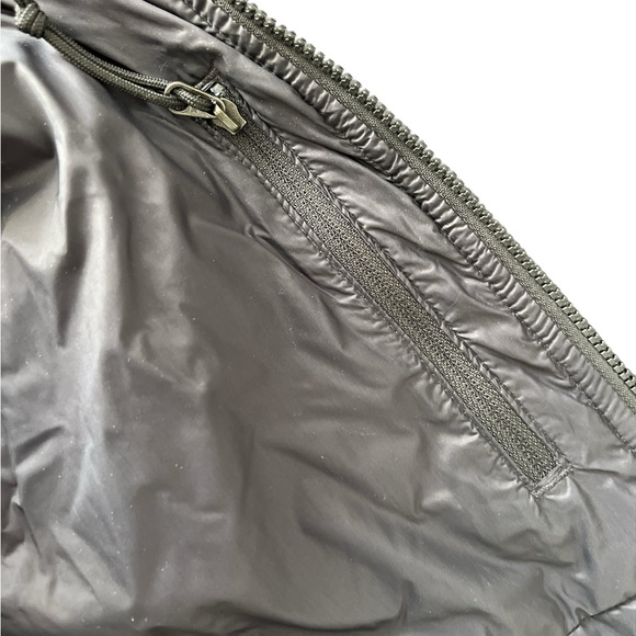 North Face Women’s Primaloft Thermoball jacket Multi Glitch Print Zip Up M LN - Picture 8 of 10